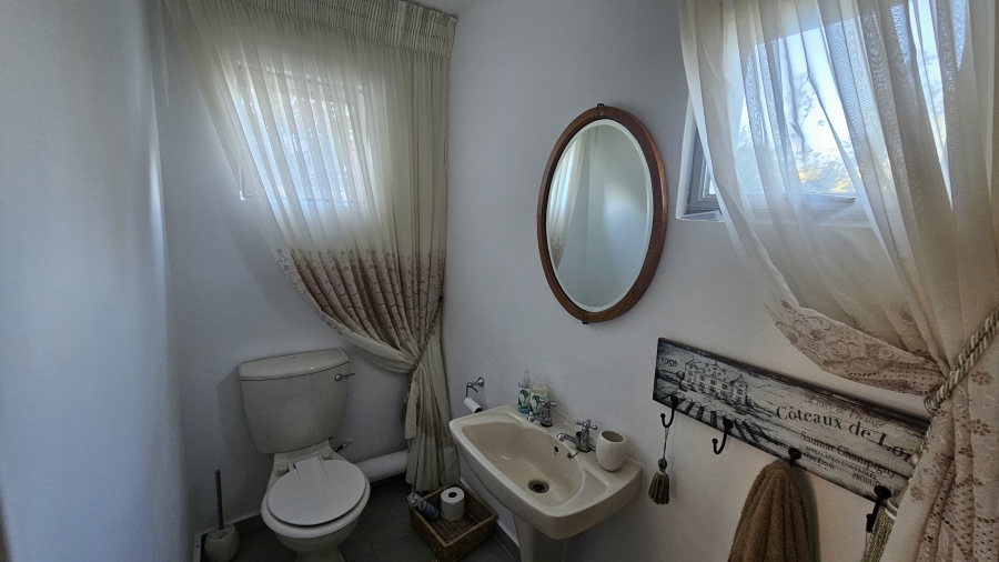 3 Bedroom Property for Sale in Wavecrest Eastern Cape